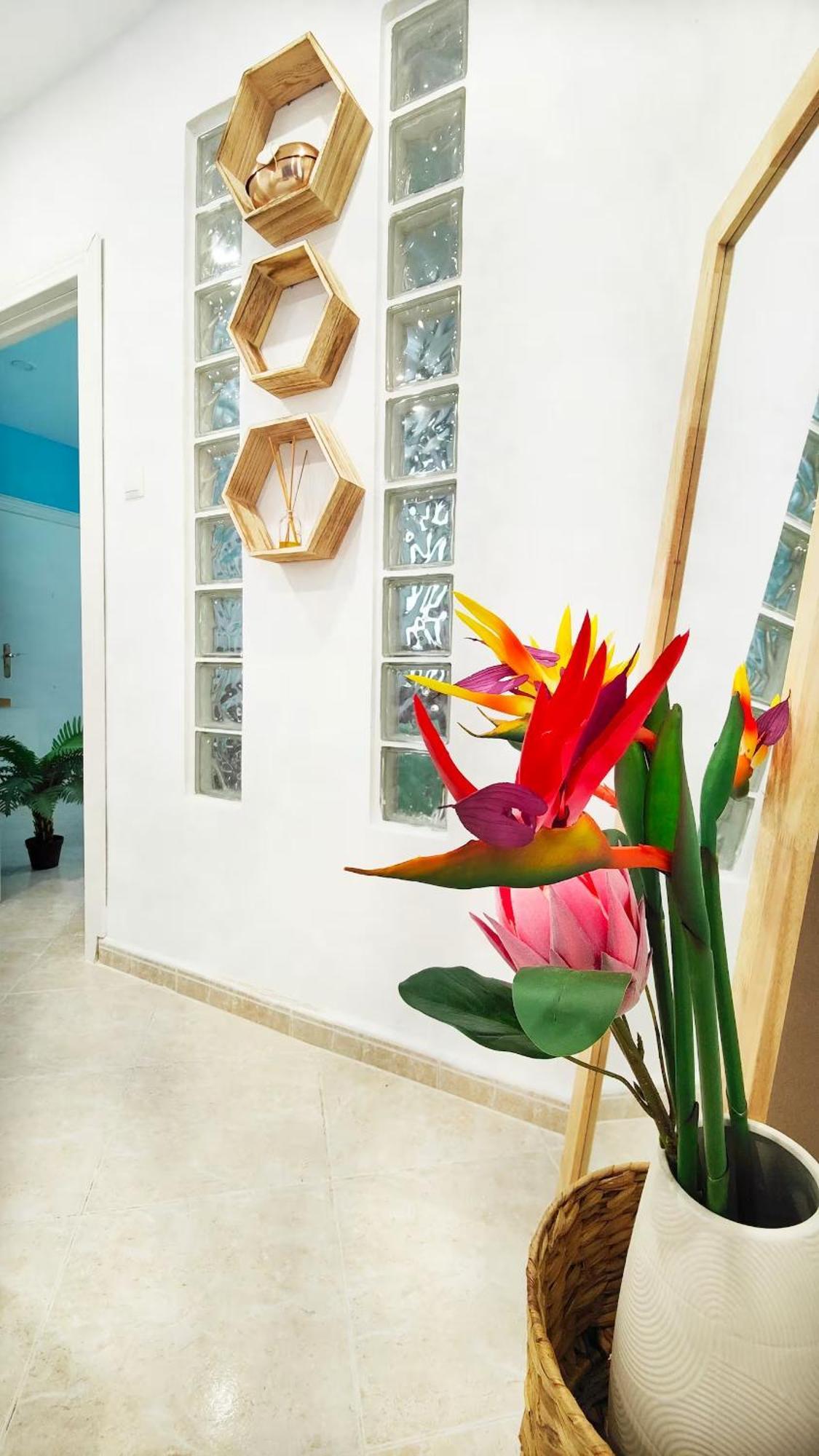 Apartamento Junto A Calle Larios Malaga Exterior photo